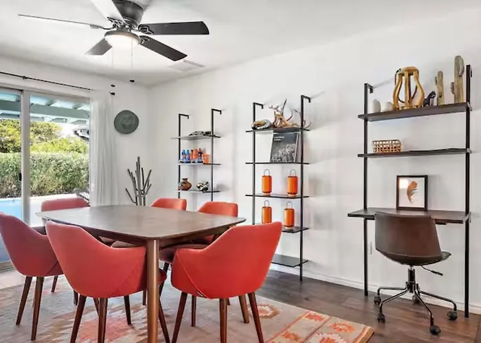 Paradise Valley Village With A Large Backyard Pool *