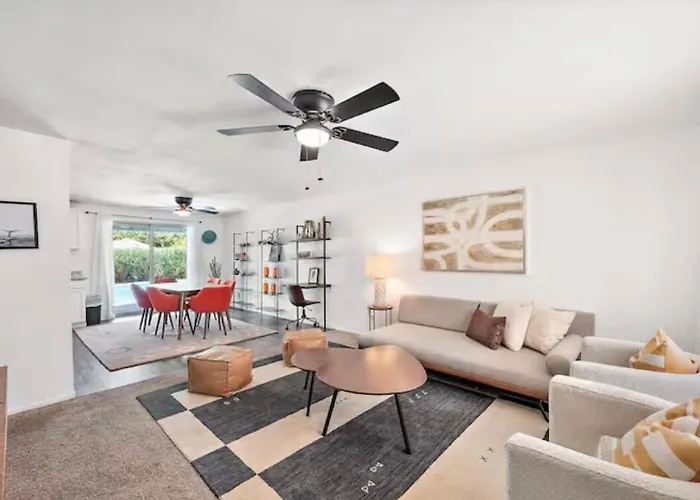Paradise Valley Village With A Large Backyard Pool * Phoenix